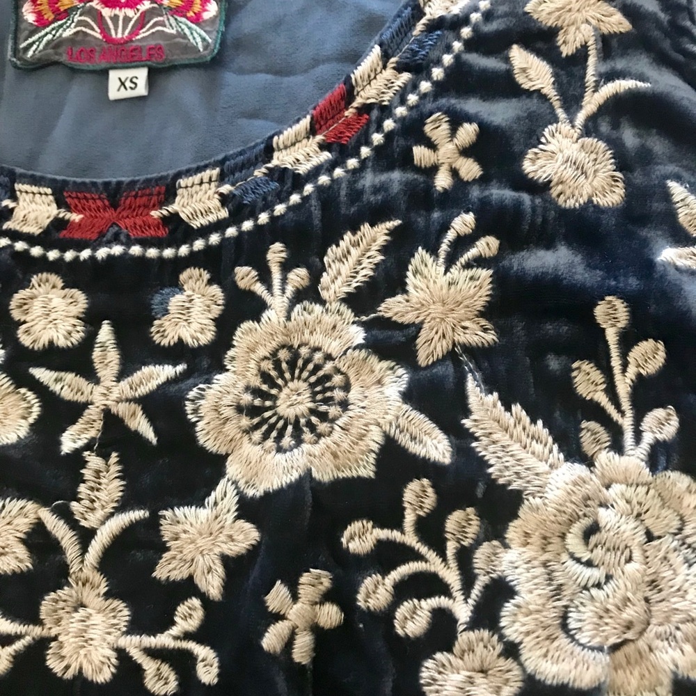 Johnny was velvet tank💕